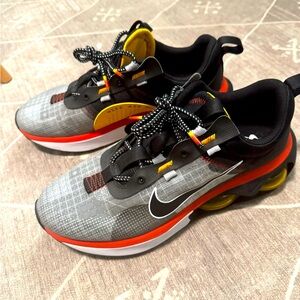 Nike Air Max Unique Men’s Shoe 11.5